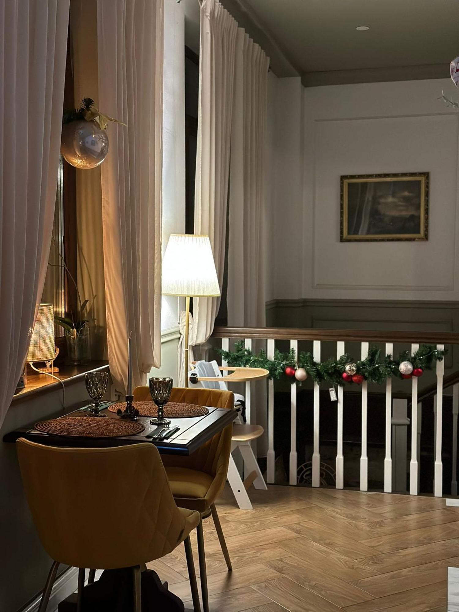 La Fontaine Hotel Хунедоара Екстериор снимка